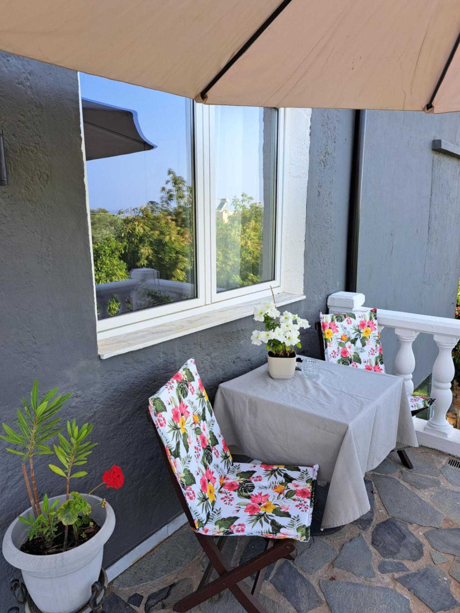 Garden Rooms Pirgos Psilonerou Экстерьер фото