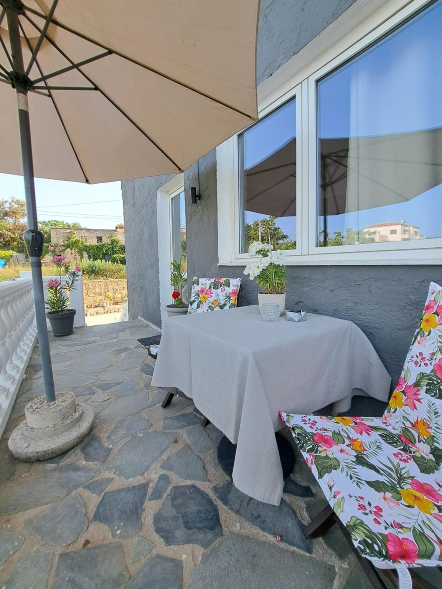 Garden Rooms Pirgos Psilonerou Экстерьер фото