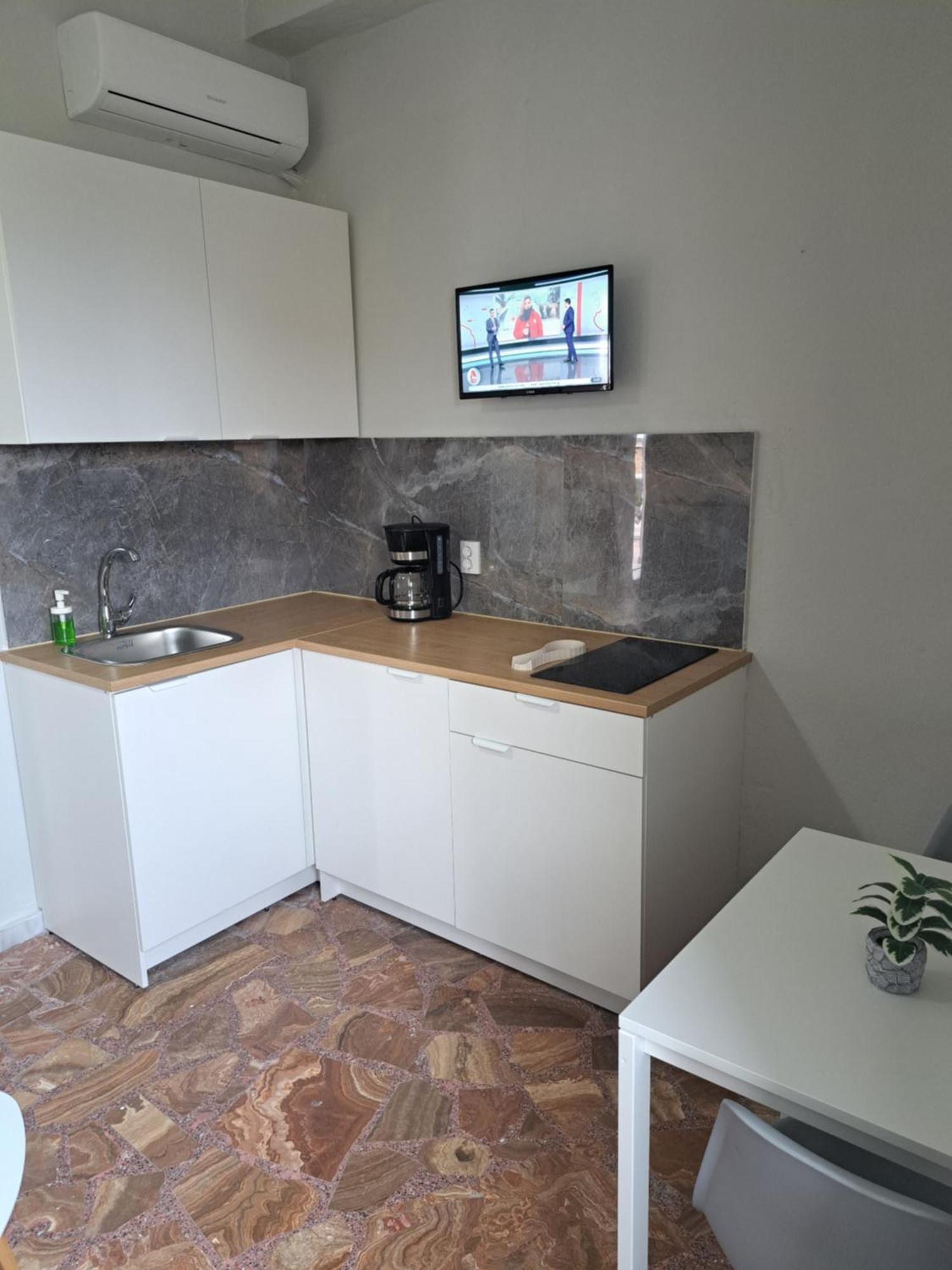 Garden Rooms Pirgos Psilonerou Экстерьер фото